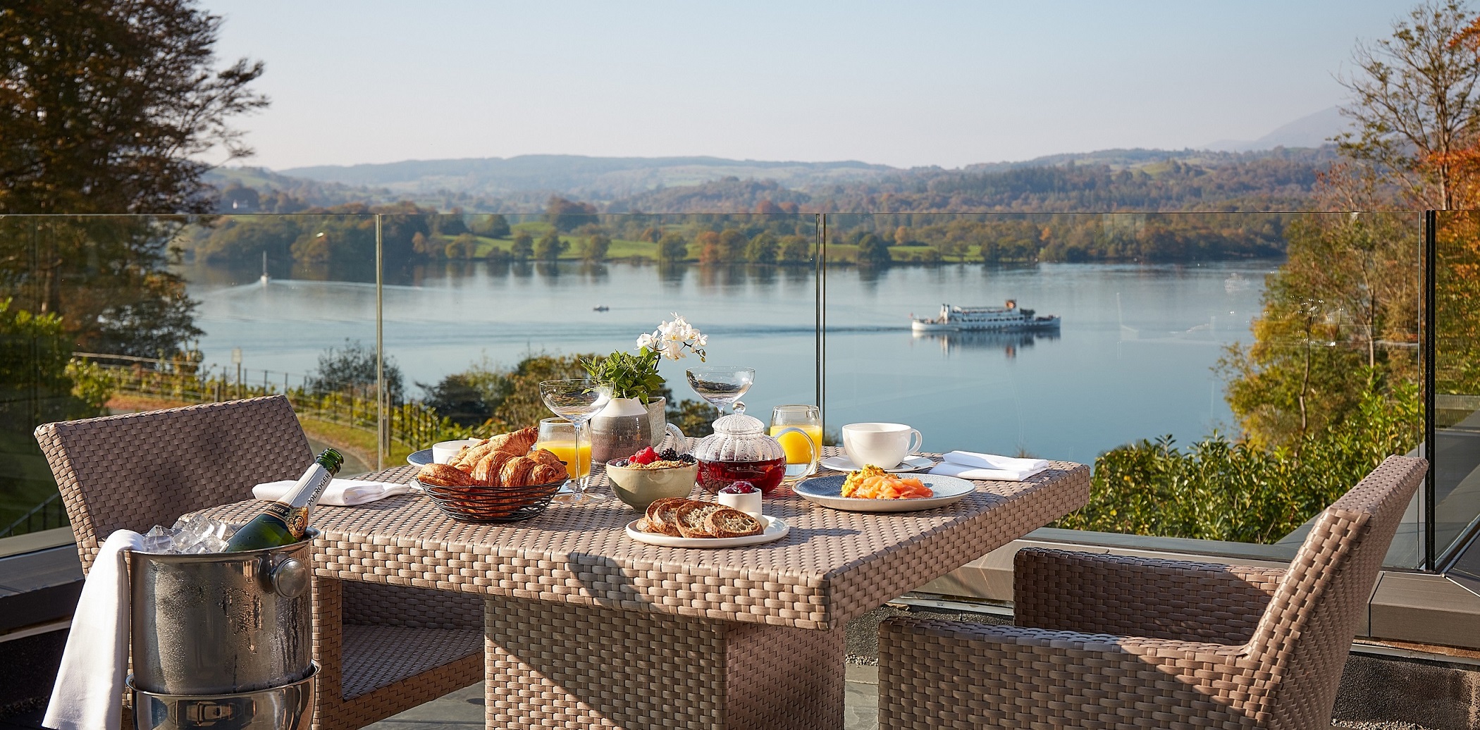 Lake view terrace breakfast - The Samling Luxury Country Hotel in the